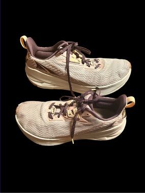 Altra Experience Wild Women's 12 Pink Running Shoes Sneaker